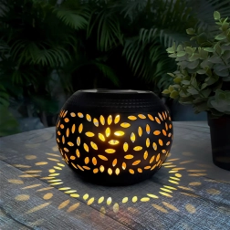 Solárna dekoratívna lampa s efektom plameňa
