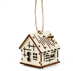 Drevený domček s krížikmi s LED sviečkou