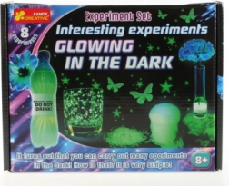 Zaujímavé experimenty svietenia v tme pre deti