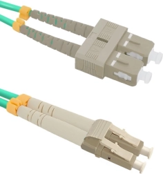Optický patchcord LC/UPC-SC/UPC multimód OM4 1m