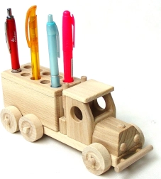 Ceeda Cavity drevený stojanček na ceruzky – nákladiak