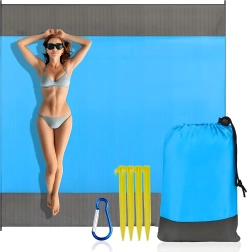 Veľká vodoodolná plážová a pikniková deka 210 × 200 cm s obalom