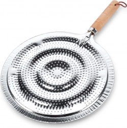 Kovový rozptyľovač plameňa na sporák 21 cm s drevenou rukoväťou