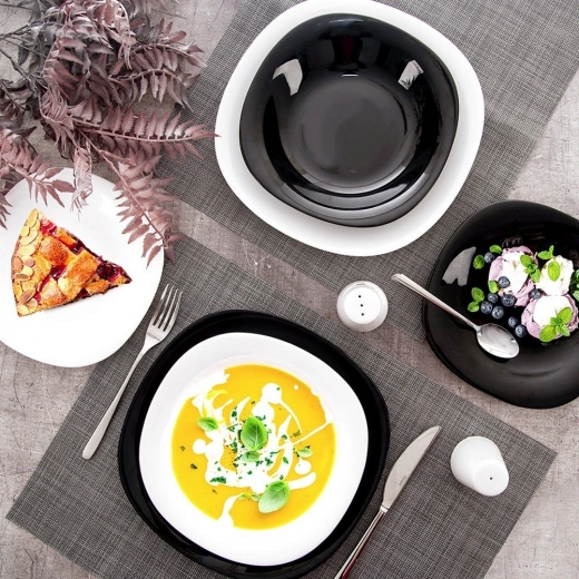 Moderný čiernobiely dizajn do každej jedálne