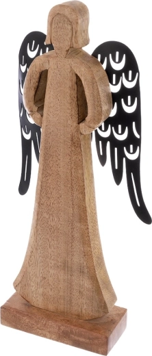 Kontrastné kovové krídla pre efektný vzhľad