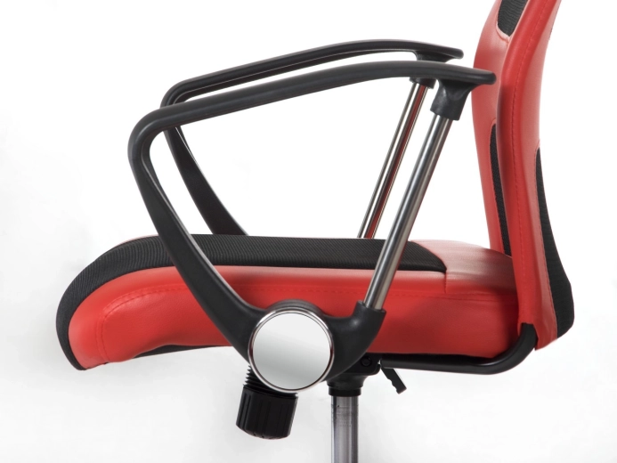 Mechanizmus TILT, výškové nastavenie a stabilná chrómová základňa