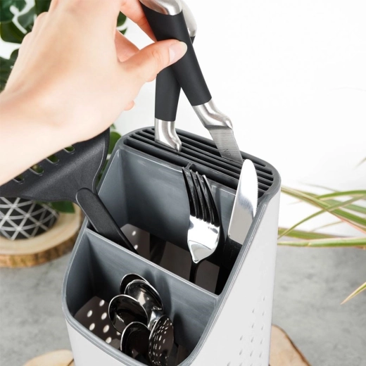 Chytré členenie pre príbory aj nože