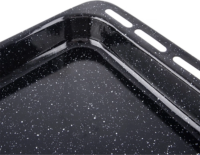 Odolná smaltovaná oceľ na každodenné pečenie