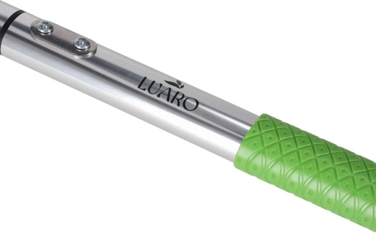 Ergonomická a protišmyková rukoväť