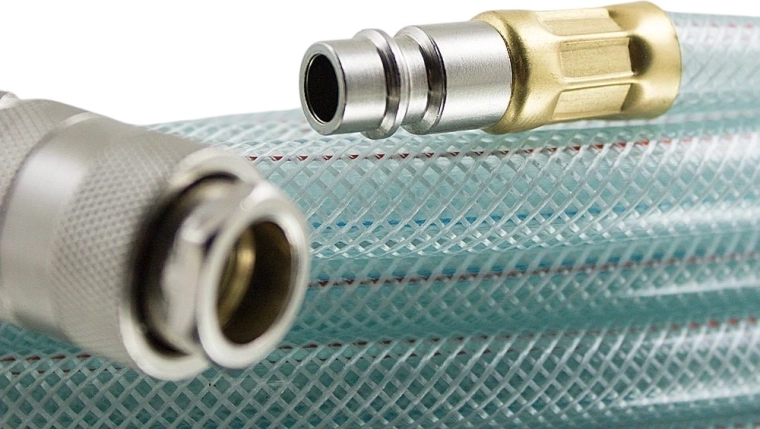 Vystužená a pružná konštrukcia