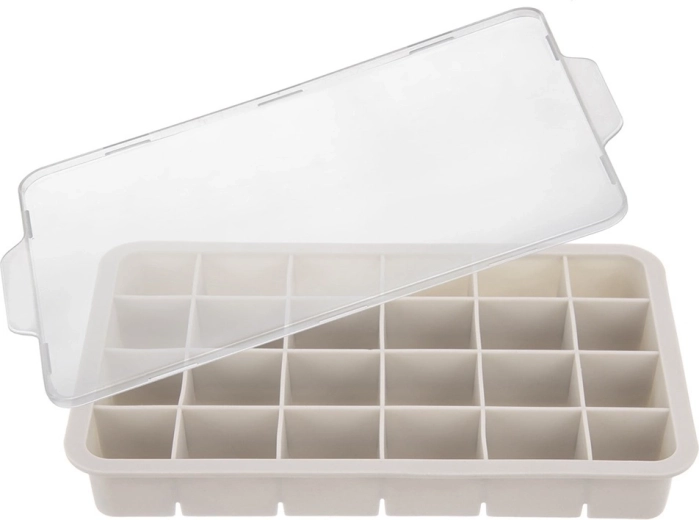 Až 24 pravidelných kociek ľadu