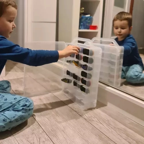 46 priehradiek pre prehľadné uloženie