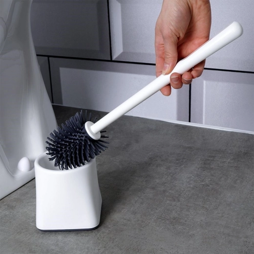 Ergonomická rukoväť pre pohodlné čistenie
