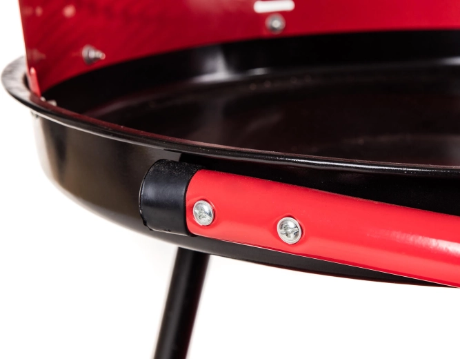 Odolná smaltovaná vaňa a pevná konštrukcia