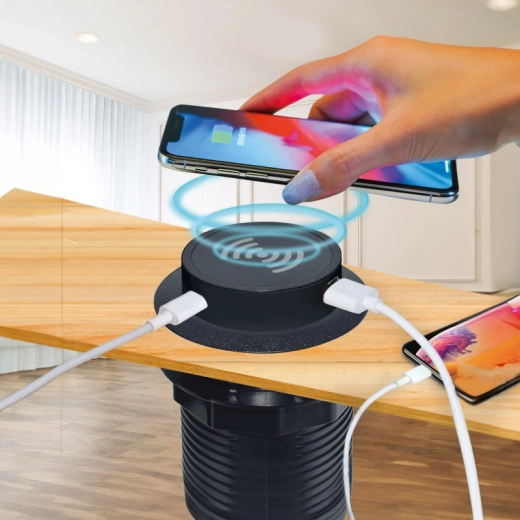 Rýchle nabíjanie cez USB-C PD a USB-A QC 3.0