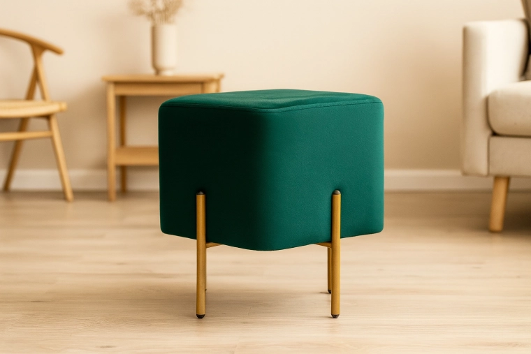 Zlaté kovové nožičky so stabilnou oporou