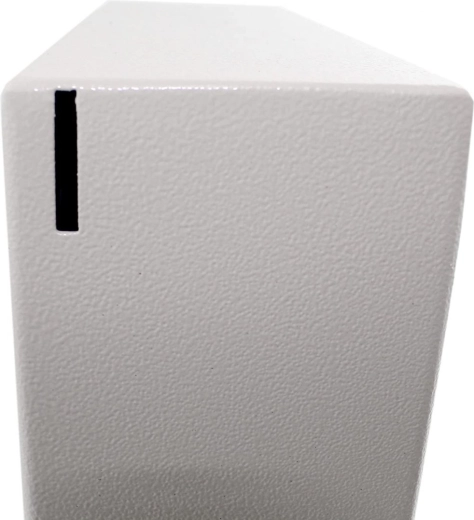 Pevná oceľová konštrukcia a čistý dizajn