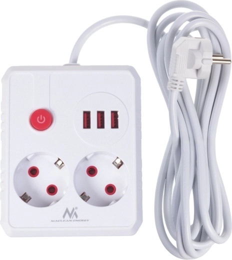 Dve zásuvky + tri USB v jednom tele