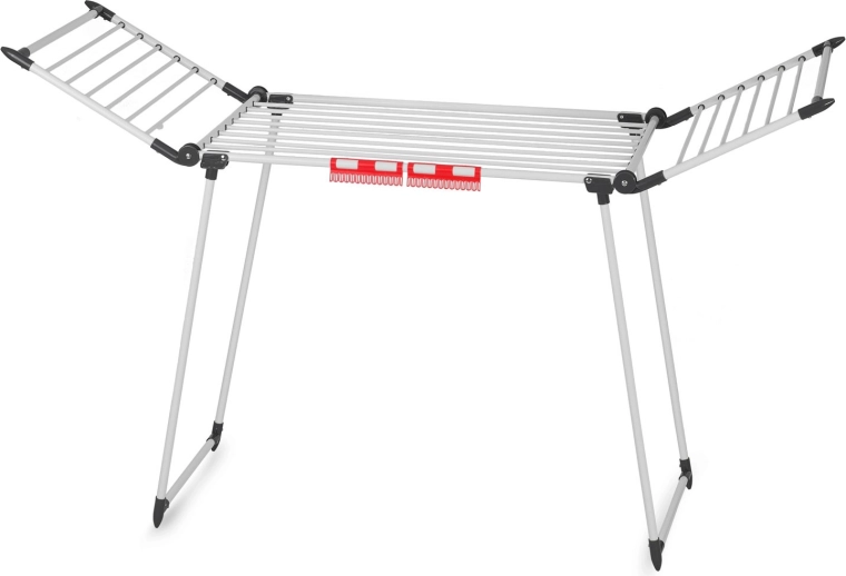 Vyklápacie krídla a úchyty na bielizeň