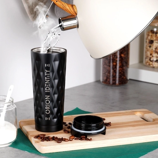 Vákuová izolácia s dvojitou stenou