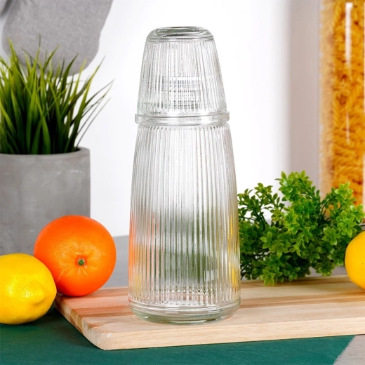 Pohár ako viečko pre úsporné skladovanie