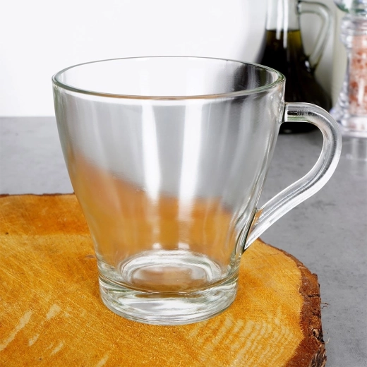 Praktické ucho a stabilná základňa