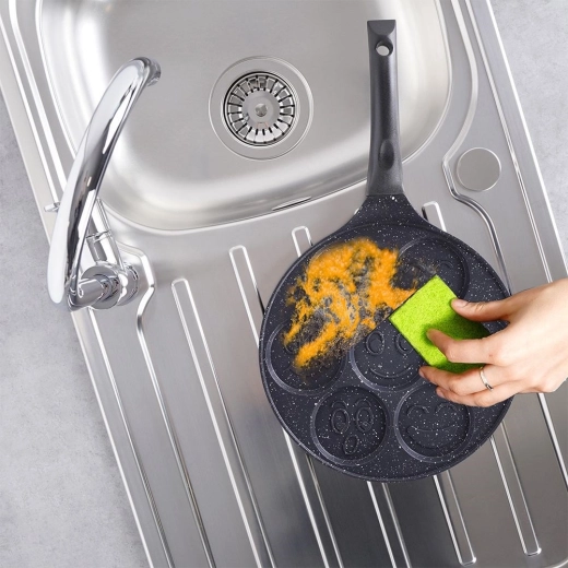 Nepiľnavý granitový povrch Pfluon