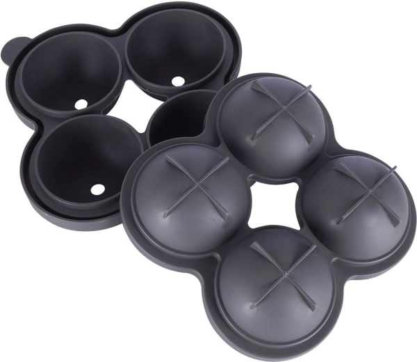 Štyri dokonale guľaté ľadové gule