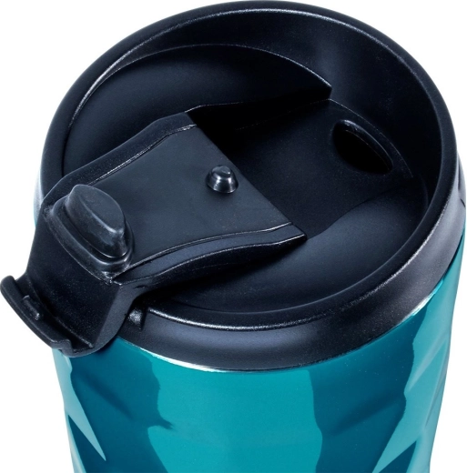 Tesné viečko so sklopným píttkom