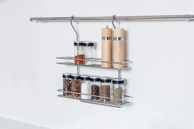 Bezpečné a prehľadné uloženie korenín