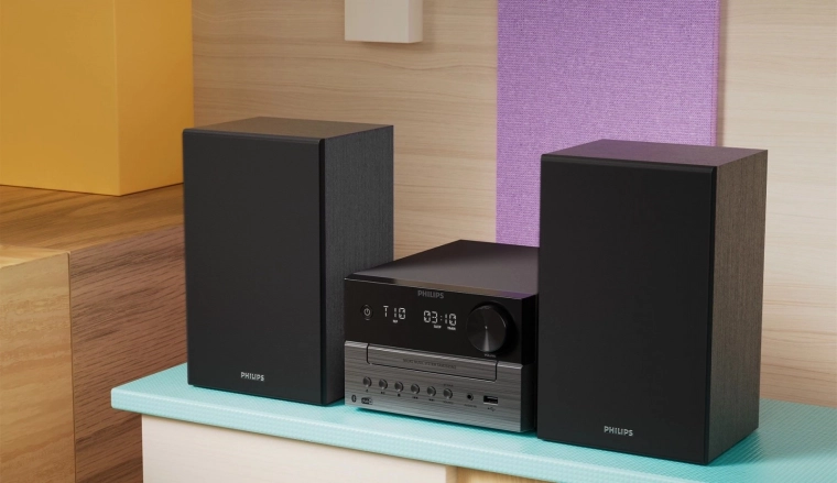 Univerzálne zdroje: DAB+/FM, CD/MP3, USB a audio vstup