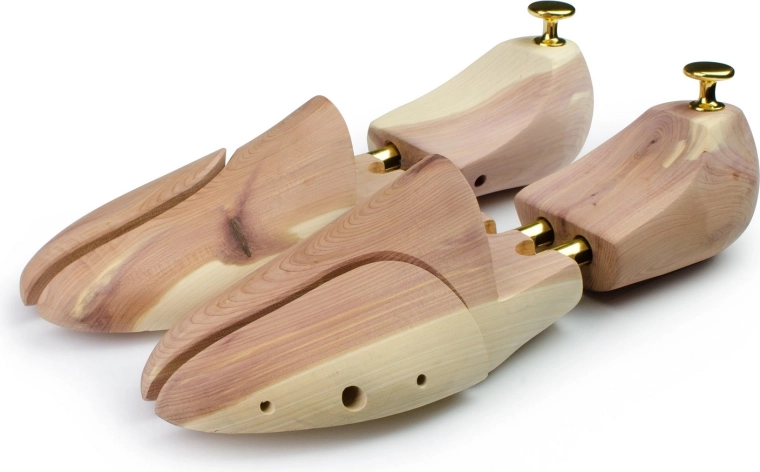 Céder pohlcuje vlhkosť a pachy