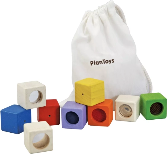 Senzorické kocky PlanToys – 9 ks