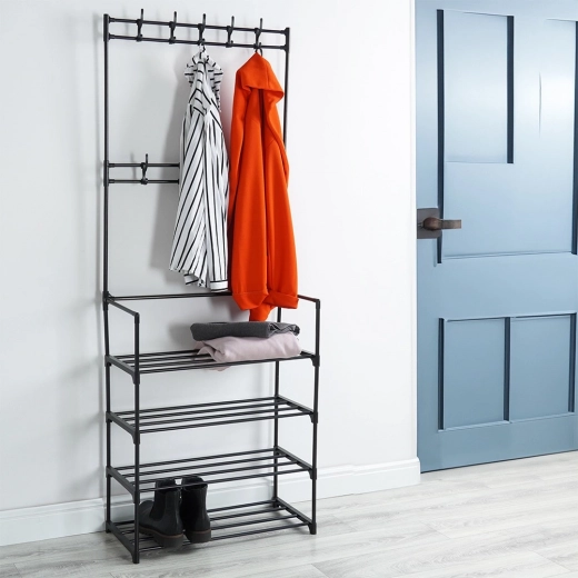 Odolná kovová konštrukcia v čiernej farbe