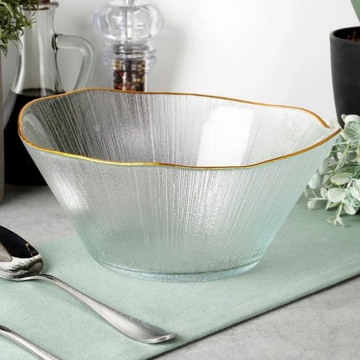 Textúrované číre sklo s moderným tvarom