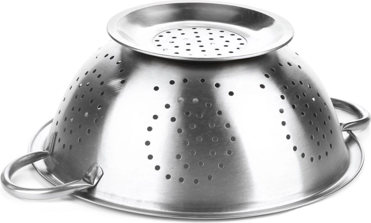 Stabilný podstavec do drezu