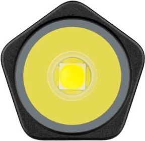 Výkon 700 lm a dosvit 80 m vo vreckovom tele