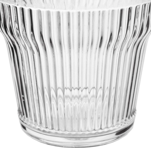 Odolný akryl a jednoduchá údržba