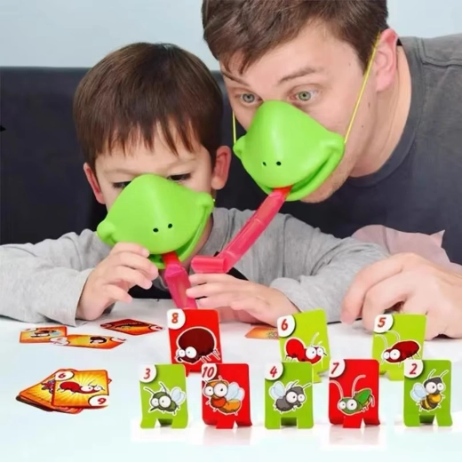 Akčná zábava so žabími maskami