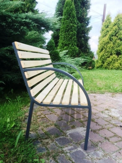 Ergonomické podrúčky a pohodlie pre 2 osoby