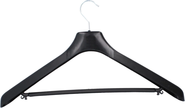 Široké ramená pre dokonalý tvar saka