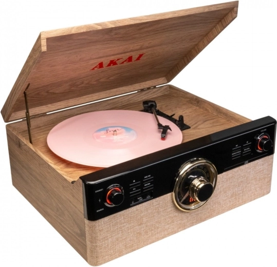 Všetko v jednom: vinyl, CD, kazety aj FM rádio