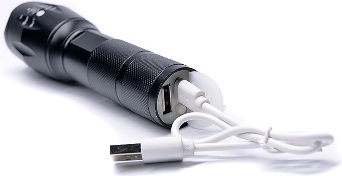 Praktické nabíjanie cez mikro USB