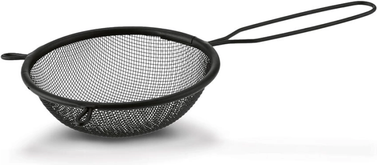 Kovové kuchynské sitko 12 cm, čierne