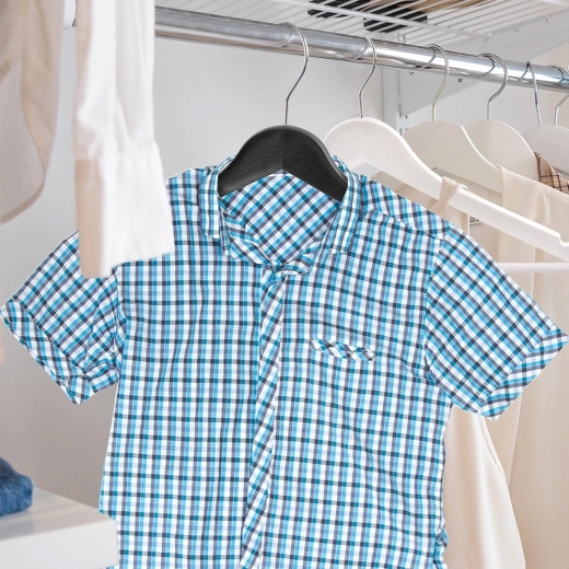 Otočný kovový háčik pre jednoduché zavesenie