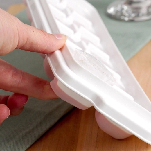 Jednoduché vybratie vďaka pružnému dnu