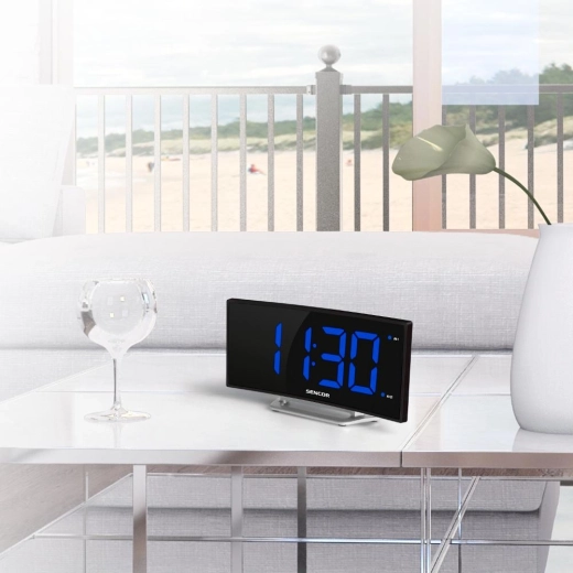 Nastaviteľný jas a funkcia Snooze