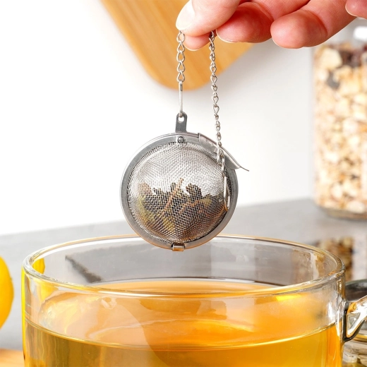 Pohodlné zavesenie vďaka reťazke s háčikom