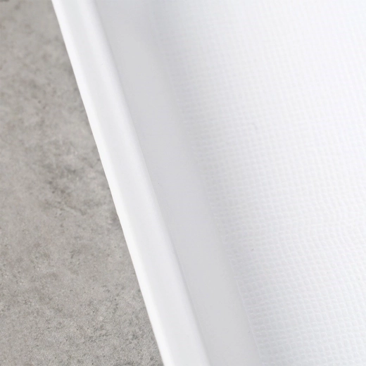 Bezpečné prenášanie vďaka protišmykovému povrchu