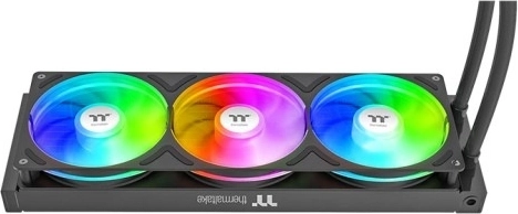 Trojica 120mm ARGB ventilátorov na 360mm radiátore